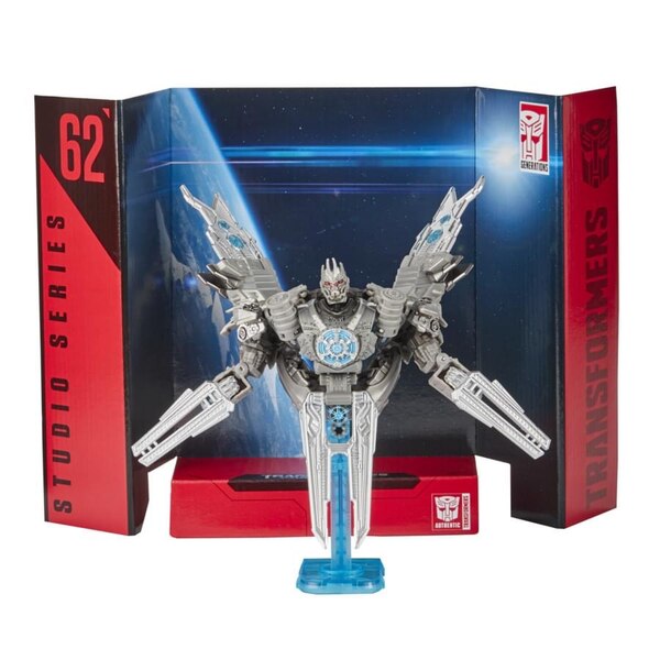 Studio Series SS 61 Soundwave Stock Images  (4 of 4)